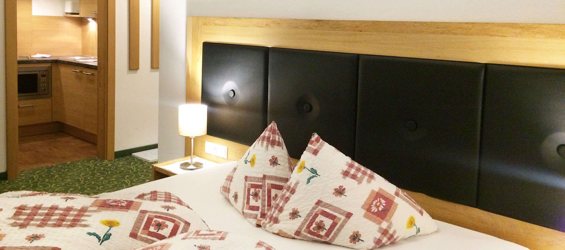 Apartment with bedroom and balcony in the Jenneweinhof